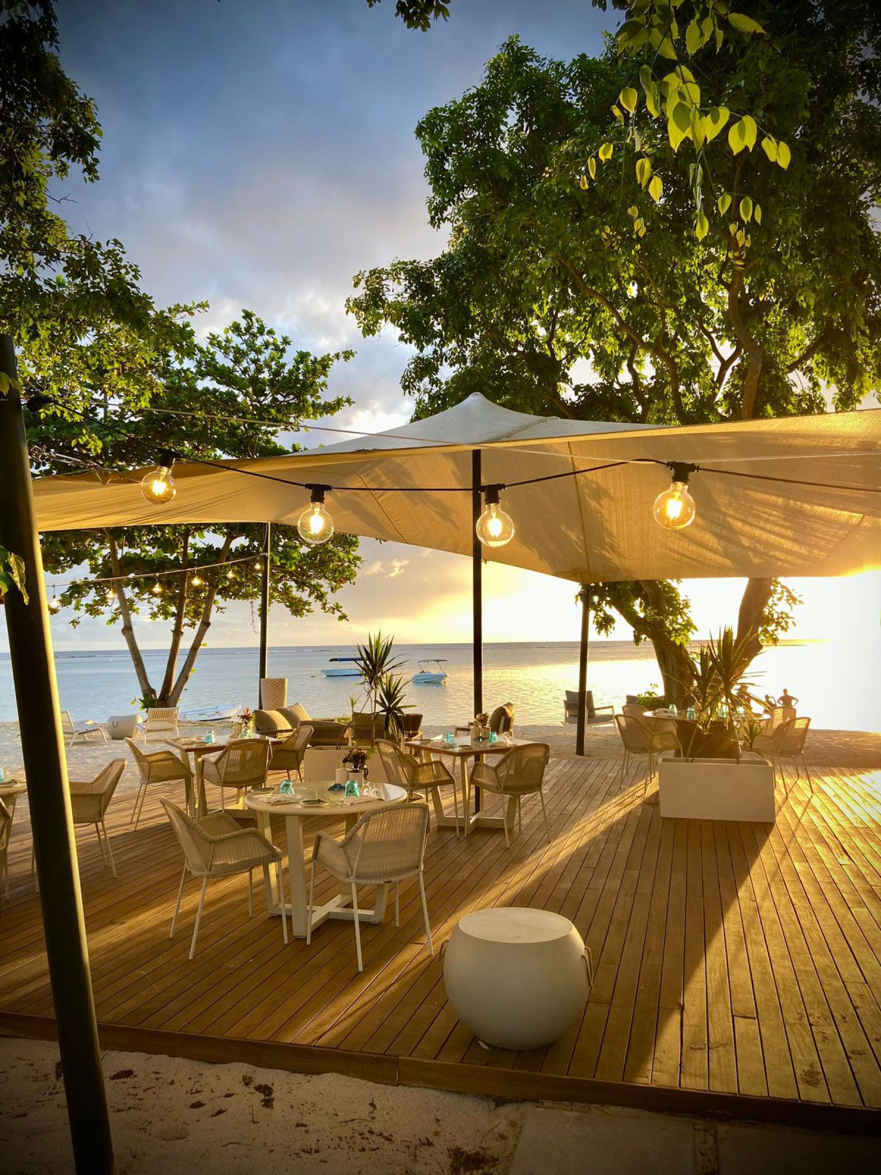 Maradiva Villas Resort & Spa